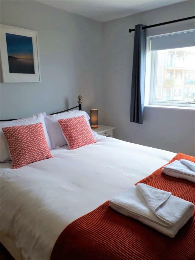Apartment For The Shore, Fistral Newquay - 2 Bed 2 Bath - Private Parking With Garage For 2 Vehicles Newquay (Cornwall)
